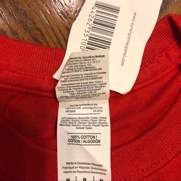 🌸2/$8 or 4/$15 Unisex Christmas tshirts new with tag - Picture 3 of 10